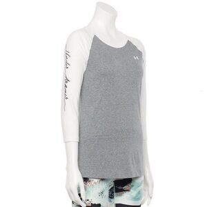 NWT. UNDER ARMOUR Women’s Charged Cotton Colorblock Tee